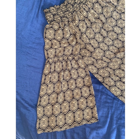 Soprano Off Shoulder Top - Picture 3 of 7